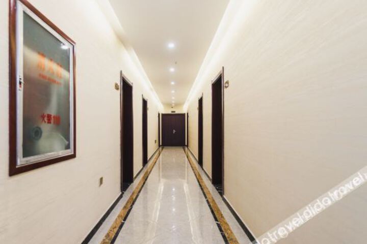Hotel Interior 9 of 22