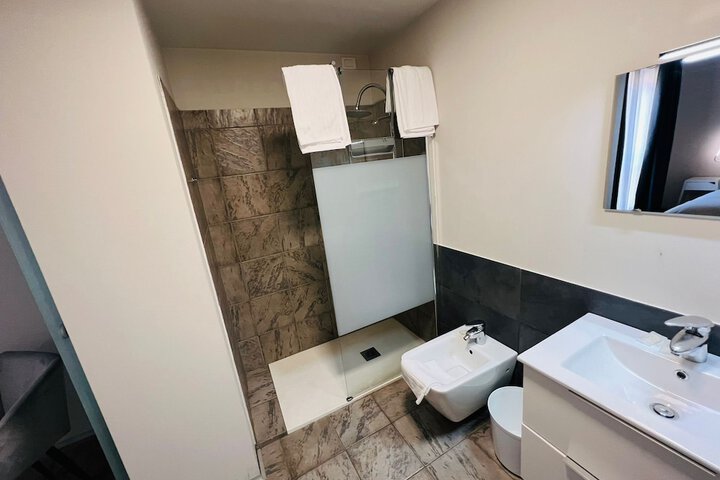 Room 45 of 64