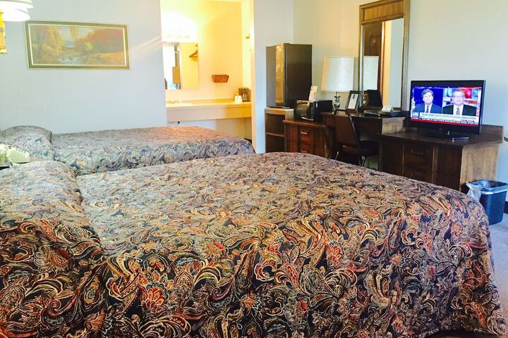 Room 7 of 34