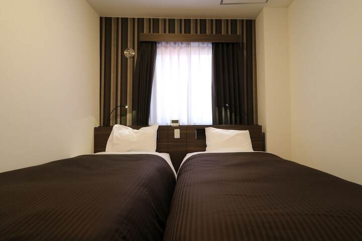 Room 17 of 112