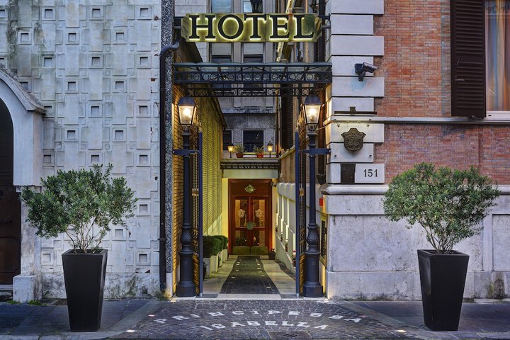 Hotel 45 of 48