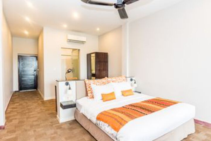 Room 20 of 37