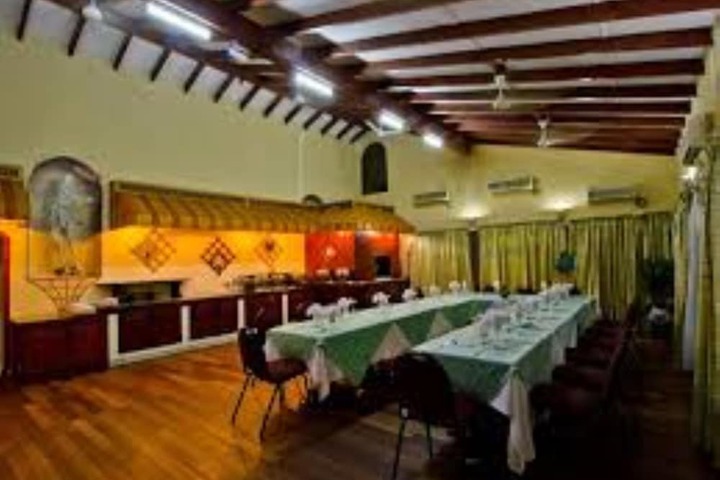 Dining Photos