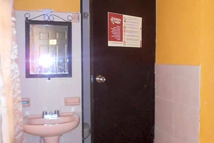 Photo 8