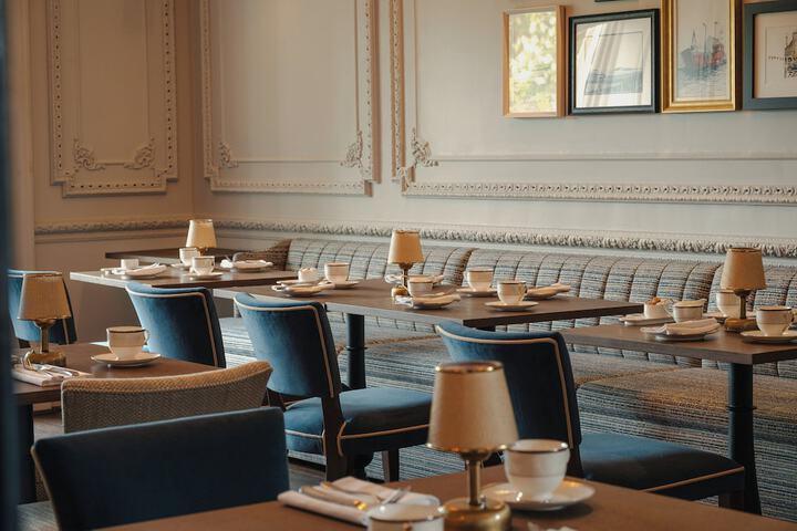 Dining 107 of 149