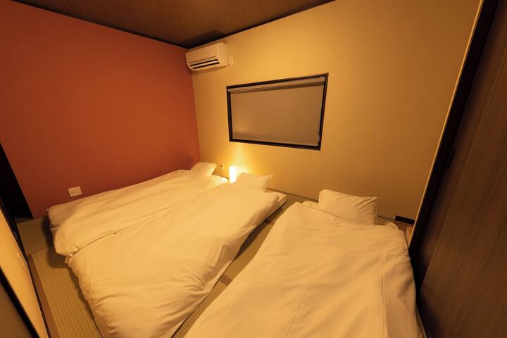 Room 55 of 111