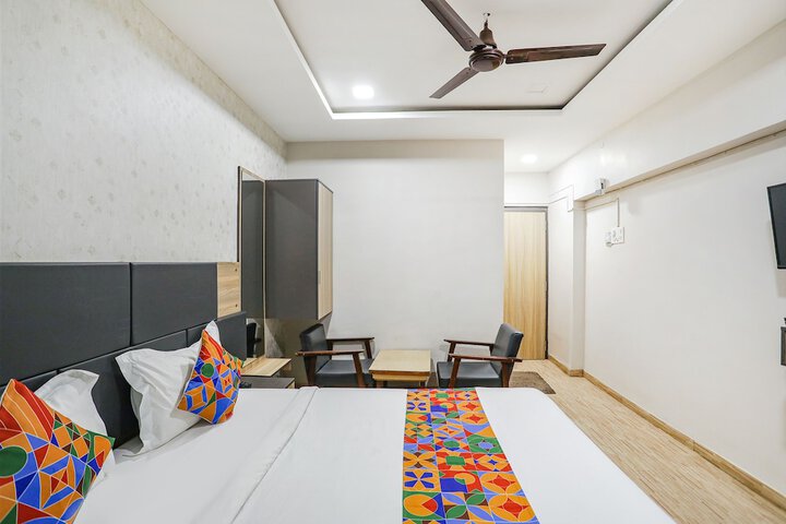 Room 21 of 28
