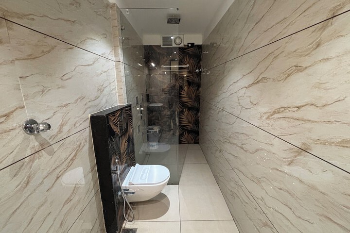 Room 42 of 56