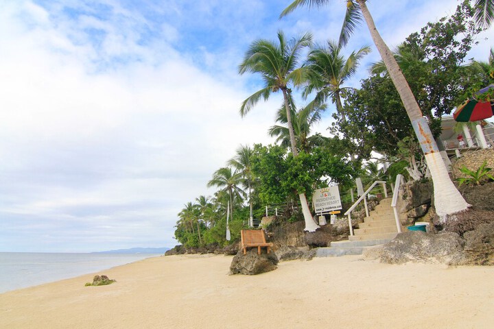 Beach 54 of 63