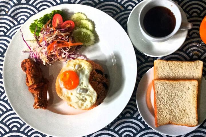Breakfast/Coffee Service 24 of 27