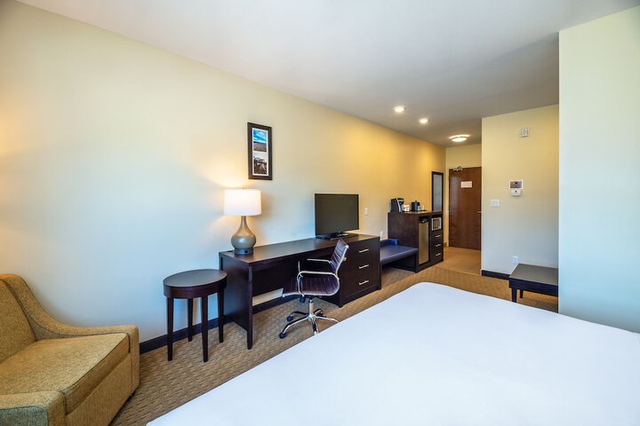 Room 15 of 51