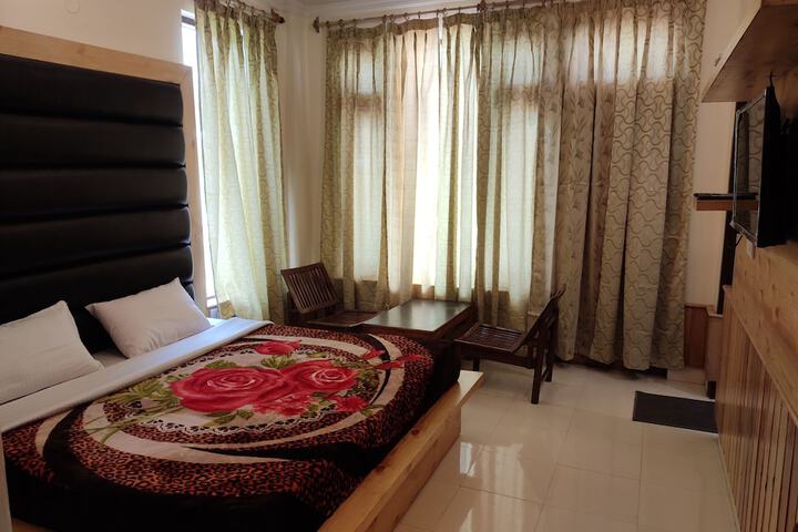 Room 6 of 46