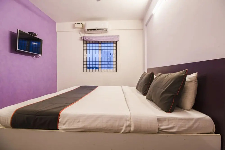 Room 17 of 22