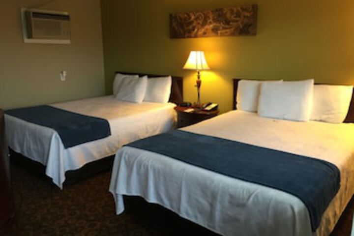 Room 28 of 63