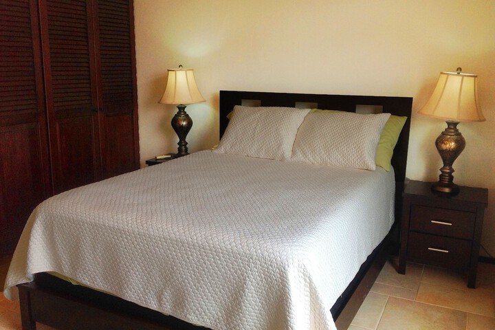 Room 10 of 52