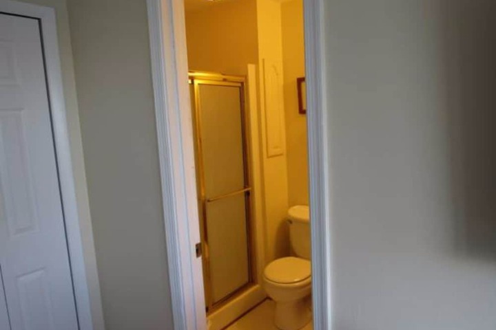 Room 34 of 44
