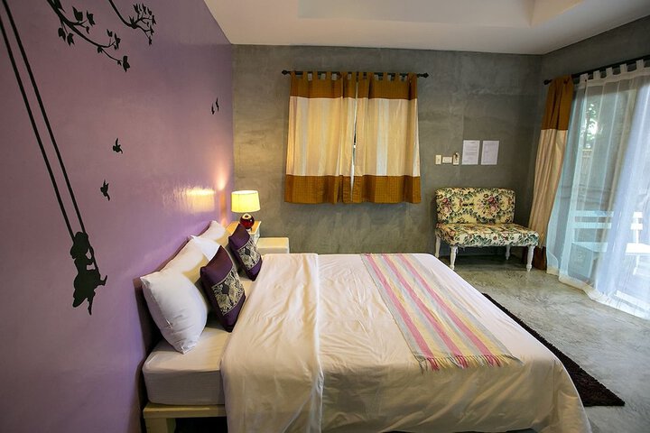 Room 7 of 38