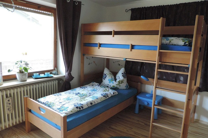 Room 2 of 112