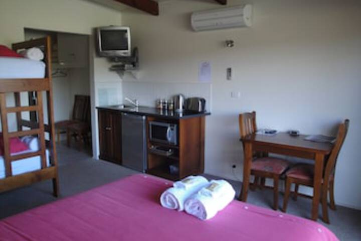 Room 13 of 111