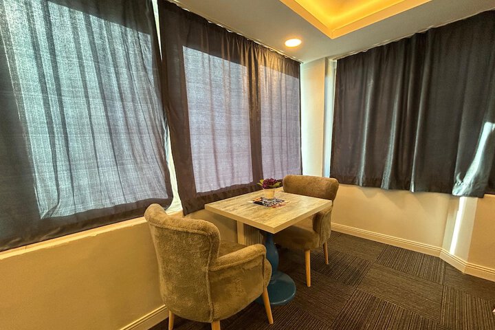 Room 15 of 32