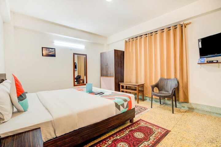 Room 10 of 21