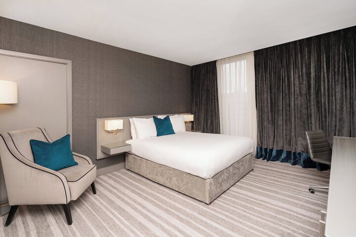 Room 22 of 150