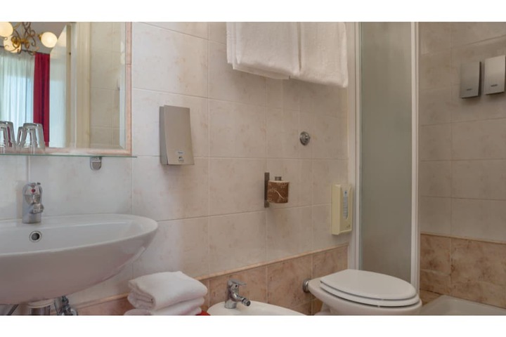 Clean Restrooms