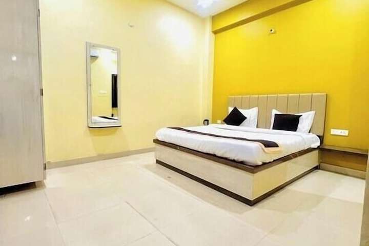 Room 16 of 31