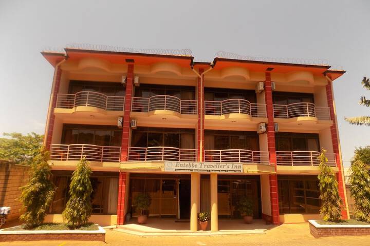 Entebbe Travellers Inn