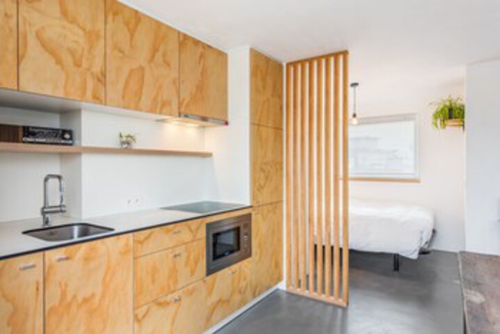 Room 8 of 26