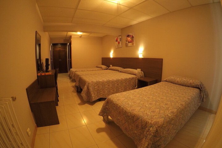 Room 18 of 67