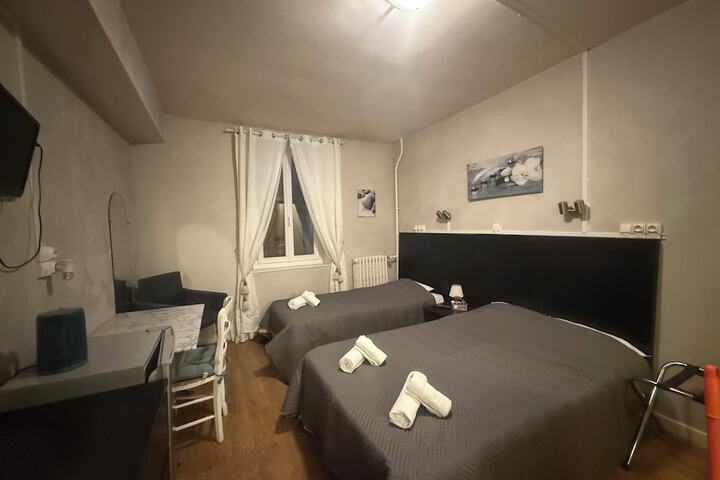 Room 16 of 58