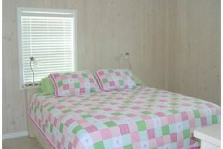 Room 2 of 14