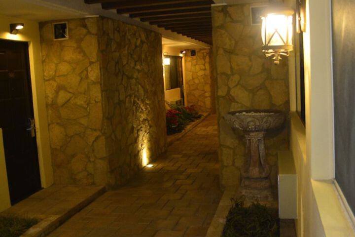 Ballroom/Hall 47 of 55
