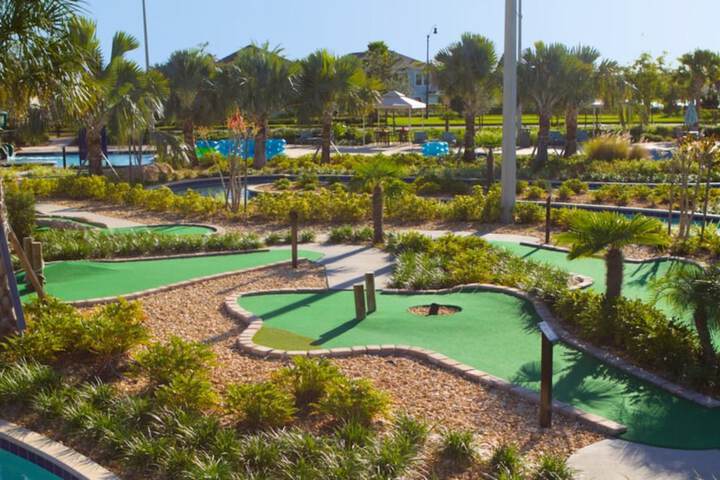 Property Grounds 34 of 38