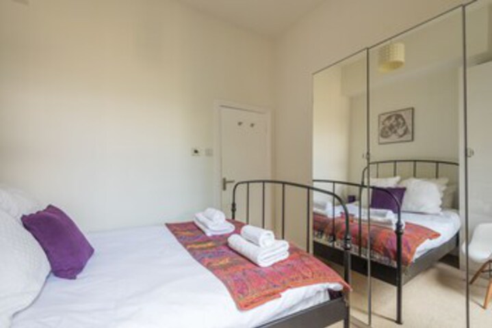 Room 26 of 27