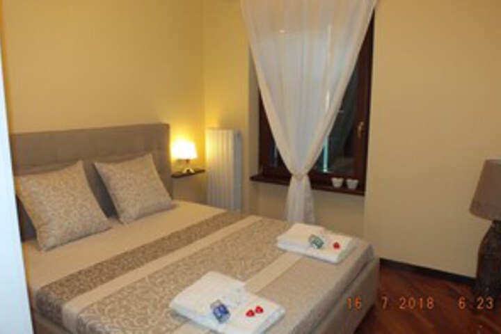 Room 38 of 44