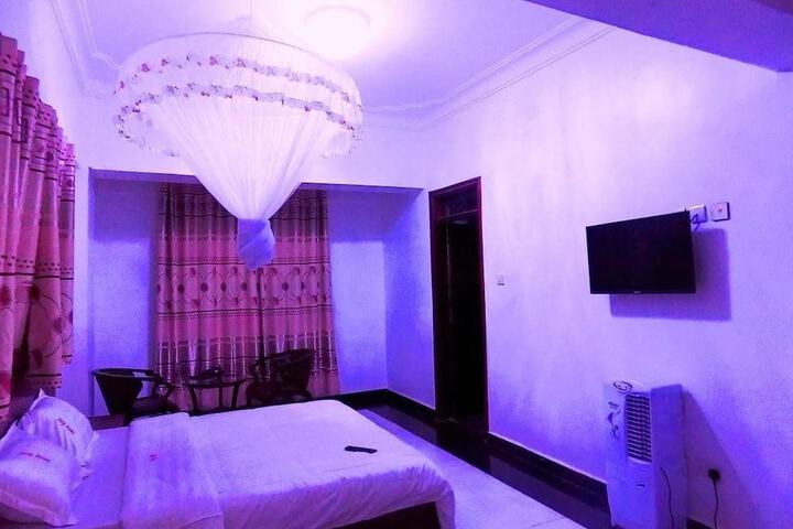 Room 13 of 58