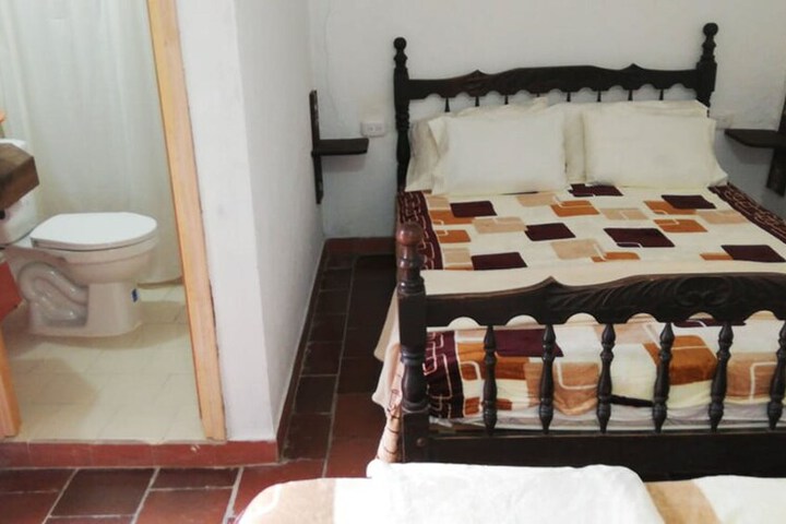 Room 2 of 14