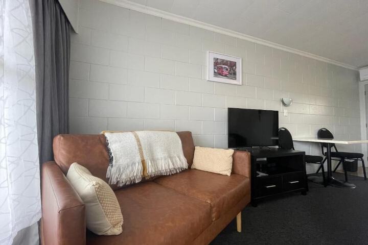 Room 37 of 59