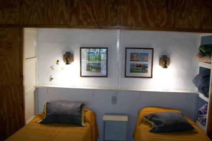 Room 8 of 15