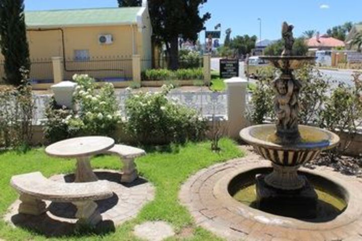 Hotel Exterior 33 of 113