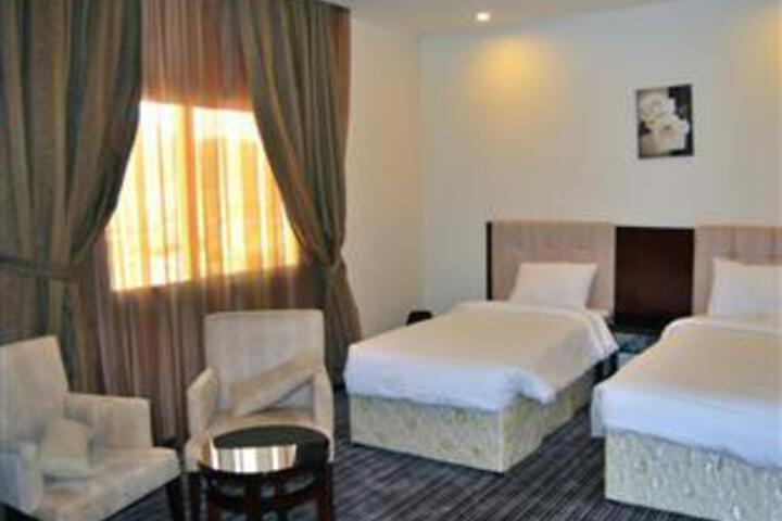 Room 2 of 5