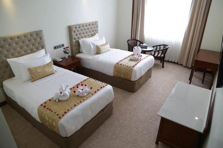 Room 14 of 32