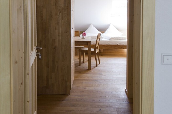 Room 18 of 48