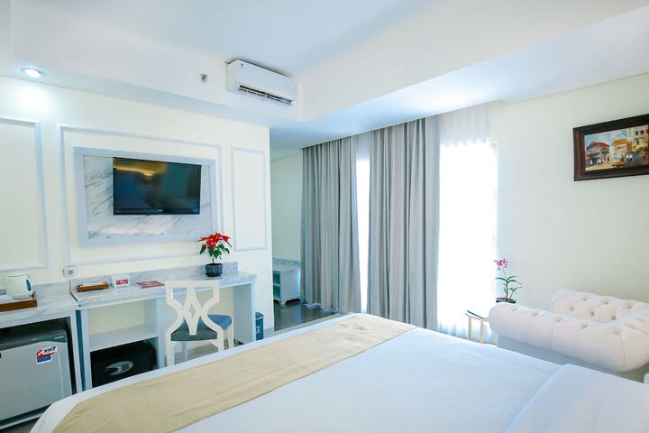 Room 6 of 38