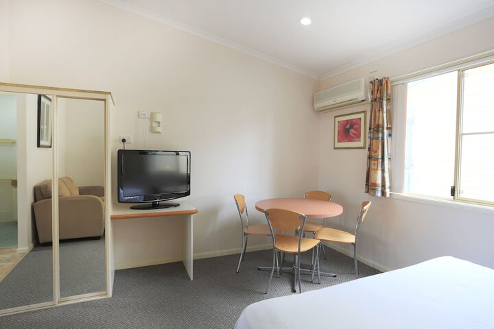 Room 22 of 61