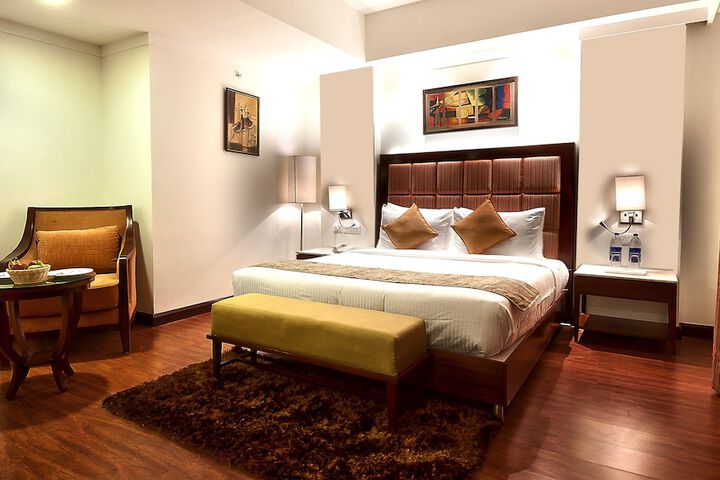Room 18 of 39