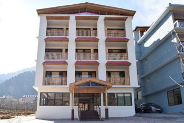 OYO 11643 Hotel Sunrise Villa