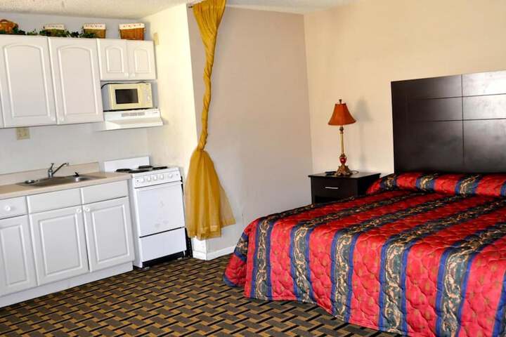 Room 14 of 32